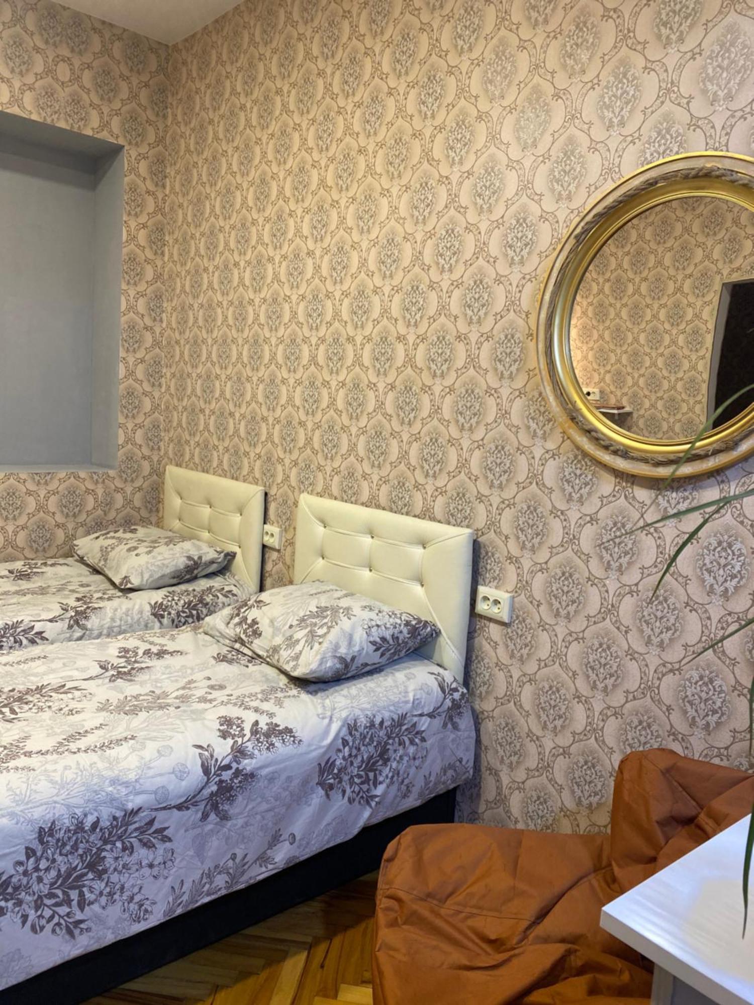 Anna'S Home Кутаиси Екстериор снимка