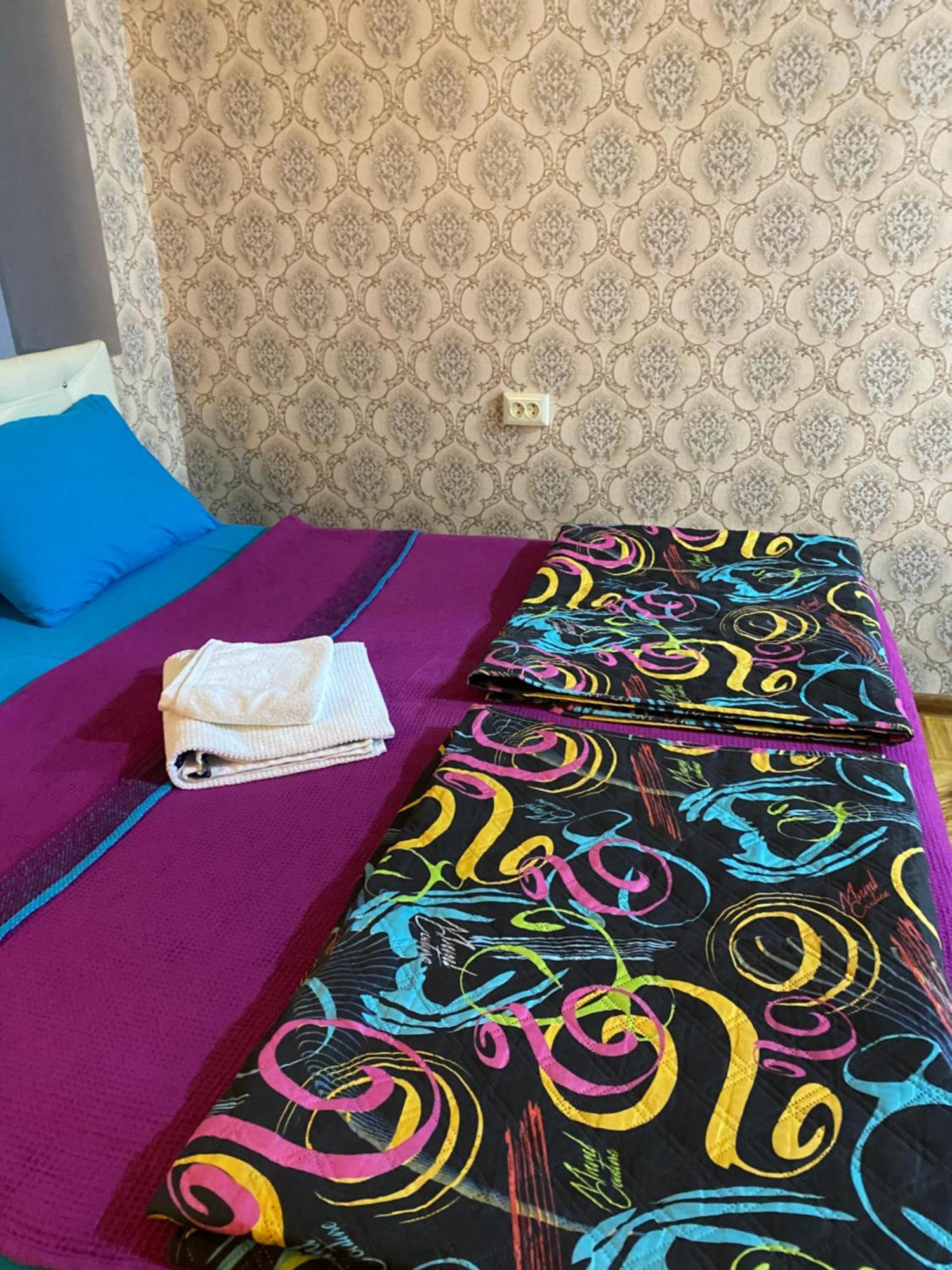 Anna'S Home Кутаиси Екстериор снимка